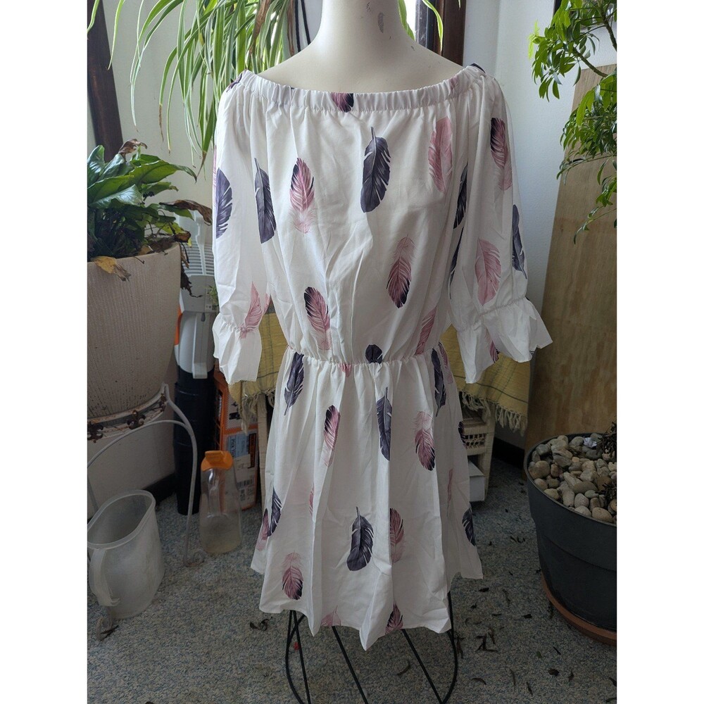 Women's off shoulder elastic waist ruffled sleeve dress  sz 14